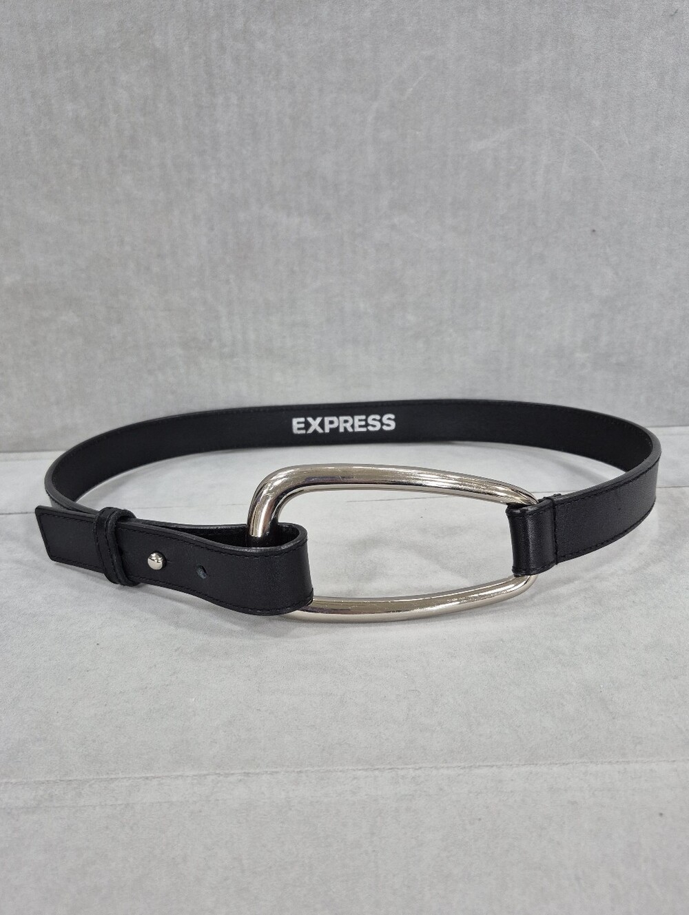 Express belt women's medium 34-35 inches black leather silver oversized buckle